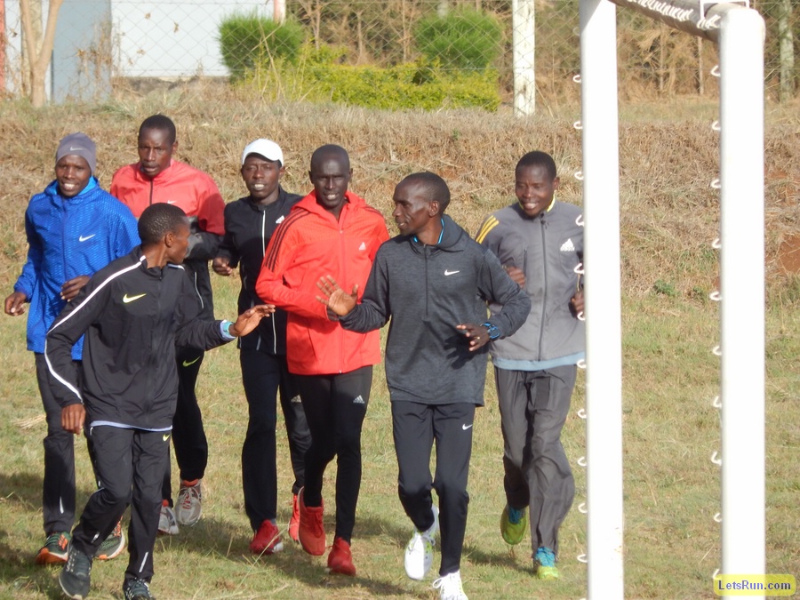 Kipchoge holds court