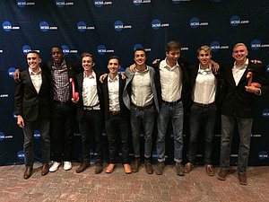 Texas (freshmen carry birds)