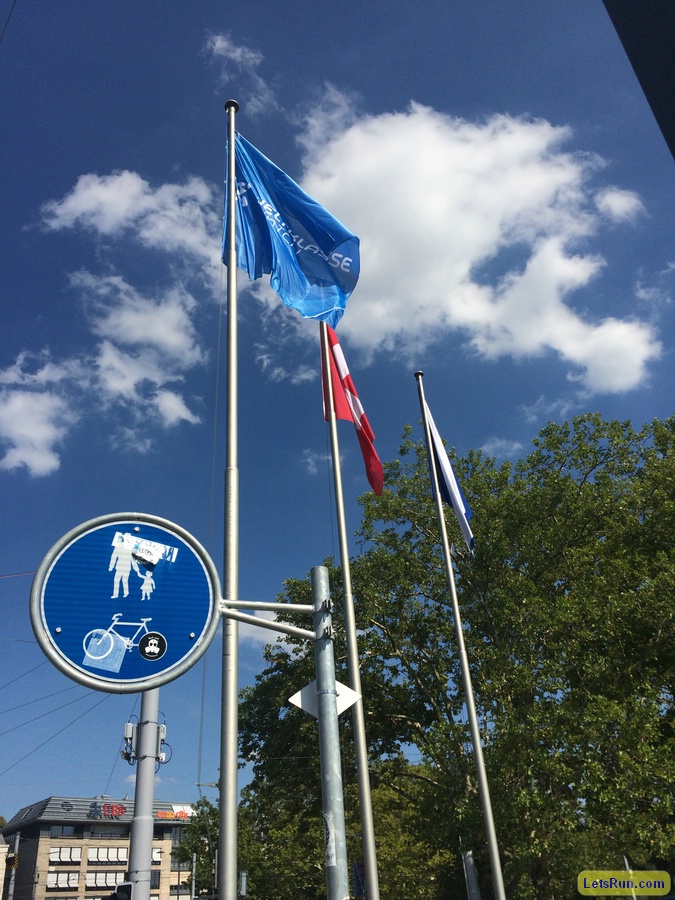 Weltklasse Flag