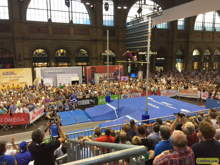 Packed House Indoor Vault