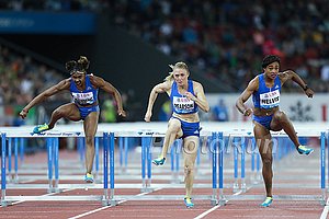Sally Pearson Won the Hurdles