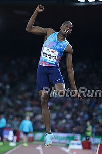 Luvo Manyonga Stayed Undefeated