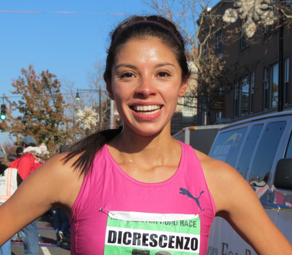 Delilah DiCrescenzo Comes From Behind & Wins 2012 Manchester Road Race