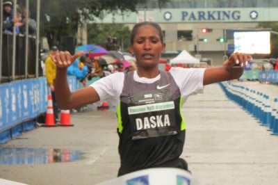 Mamitu Daska winning the Houston Half Marathon in 2013 (photo by David Monti for Race Results Weekly)