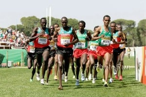 Philemon Limo en route to finishing 7th at 2011 World XC with one shoe. *More 2011 World XC Photos