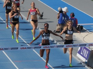 Treniere Moser wins her fourth USA 1500m title, narrowly defeating Mary Cain (photo by David Monti for Race Results Weekly)