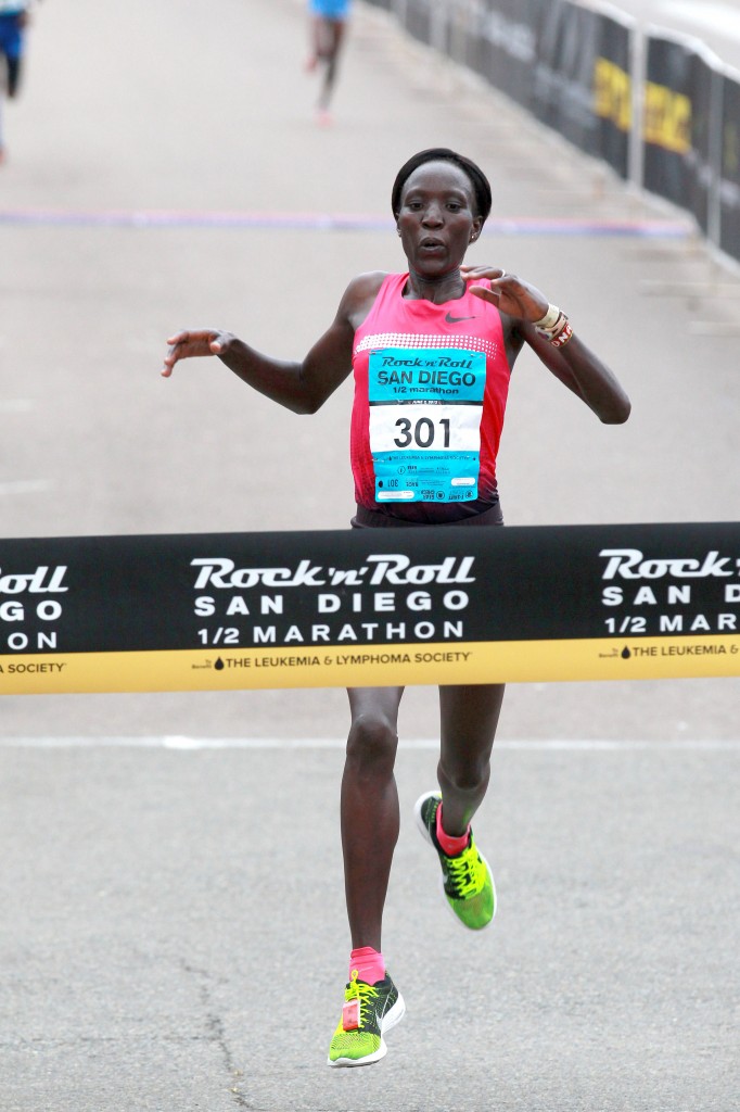 Edna Kiplagat in San Diego in 2013. Photo from Photorun.net.