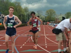 Kevin Dooney (l), Award (r).