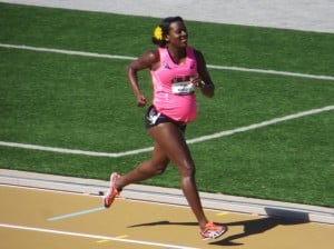 Alysia Montano competing in the 800m at the 2014 USA Outdoor Track & Field Championships while 34 weeks pregnant (photo by Chris Lotsbom for Race Results Weekly)
