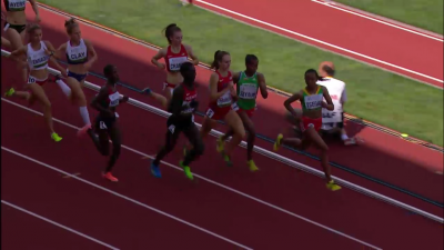 Efraimson was in good position just before the bell