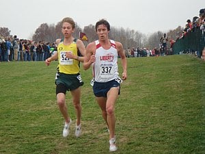 Josh McDougal (r) battles Galen Rupp at 2007 NCAAs.