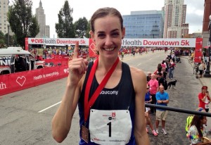 Molly Huddle after winning her fourth USA 5-K road running title at the 2014 CVS Health Downtown 5-K (Photo by Chris Lotsbom for Race Results Weekly)