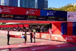 Eliud Kipchoge Wins (photo from ChicagoMarathon Twitter Feed)