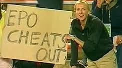 Radcliffe and teammate Hayley Tullett held up this sign at the 2001 Worlds