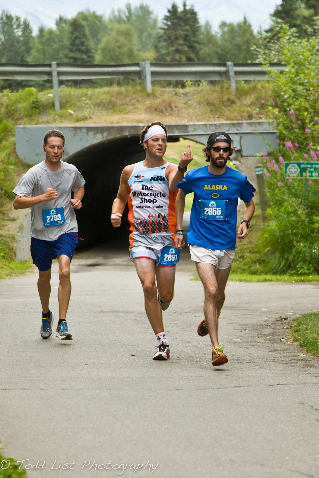 2013 LetsRun.com Photo of the Year (Zack Johnson (flipper), Andrew Ritchie (flippee)) photo by Todd List of Todd List Photography 