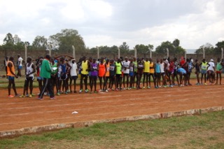 The heat sizes in Nakuru were huge. Here, the 5,000 runners ready for the start.