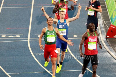 Murphy Celebrates at the Finish