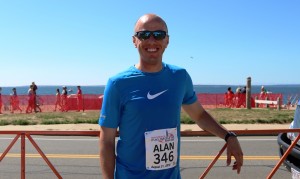 American mile record holder Alan Webb after completing the 2016 New Balance Falmouth Road Race (photo by Chris Lotsbom for Race Results Weekly)