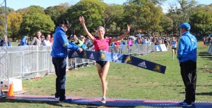 Liv Westphal wins the 2016 Mayor's Cup Cross Country in Boston's Franklin Park (photo by Chris Lotsbom for Race Results Weekly)