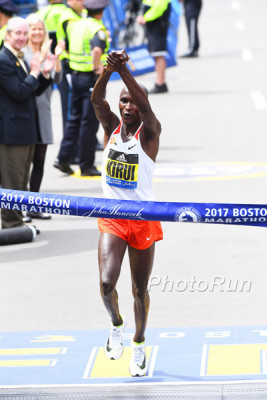 Geoffrey Kirui Wins Boston 2017 (and would win the World Champs)