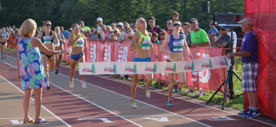 Hannah Fields (center) just before she overtook Nicole Sifuentes to win the 2017 Aetna Falmouth Mile (photo by Chris Lotsbom for Race Results Weekly)