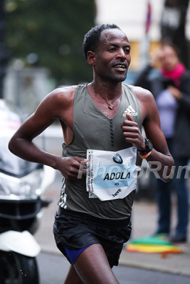 Adola gave Kipchoge a run for his money last year in Berlin