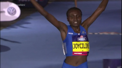 Jepkosgei after breaking the 10k road WR in Prague last year