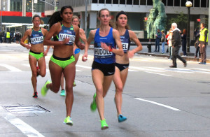  Molly Huddle leads Brenda Martinez, Molly Seidel, Stephanie Garcia and Lauren Paquette on the way to victory at the USA 5-K Championships in New York City hosted by the Abbott Dash to the Finish 5-K (photo by Jane Monti for Race Results Weekly)