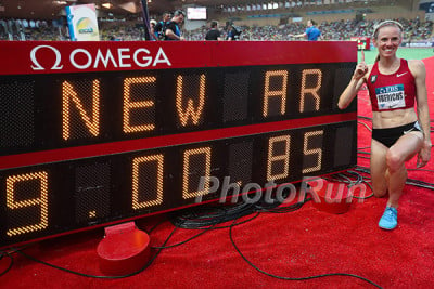 Courtney Frerichs after breaking American record