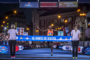 Rhonex Kipruto runs the second fastest 10-K of all time at the 2018 Birell Grand Prix in Prague: 26:46 (photo courtesy of RunCzech)