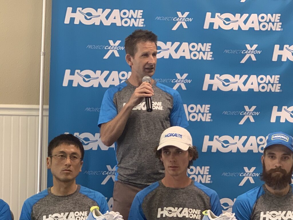 hoka project carbon x
