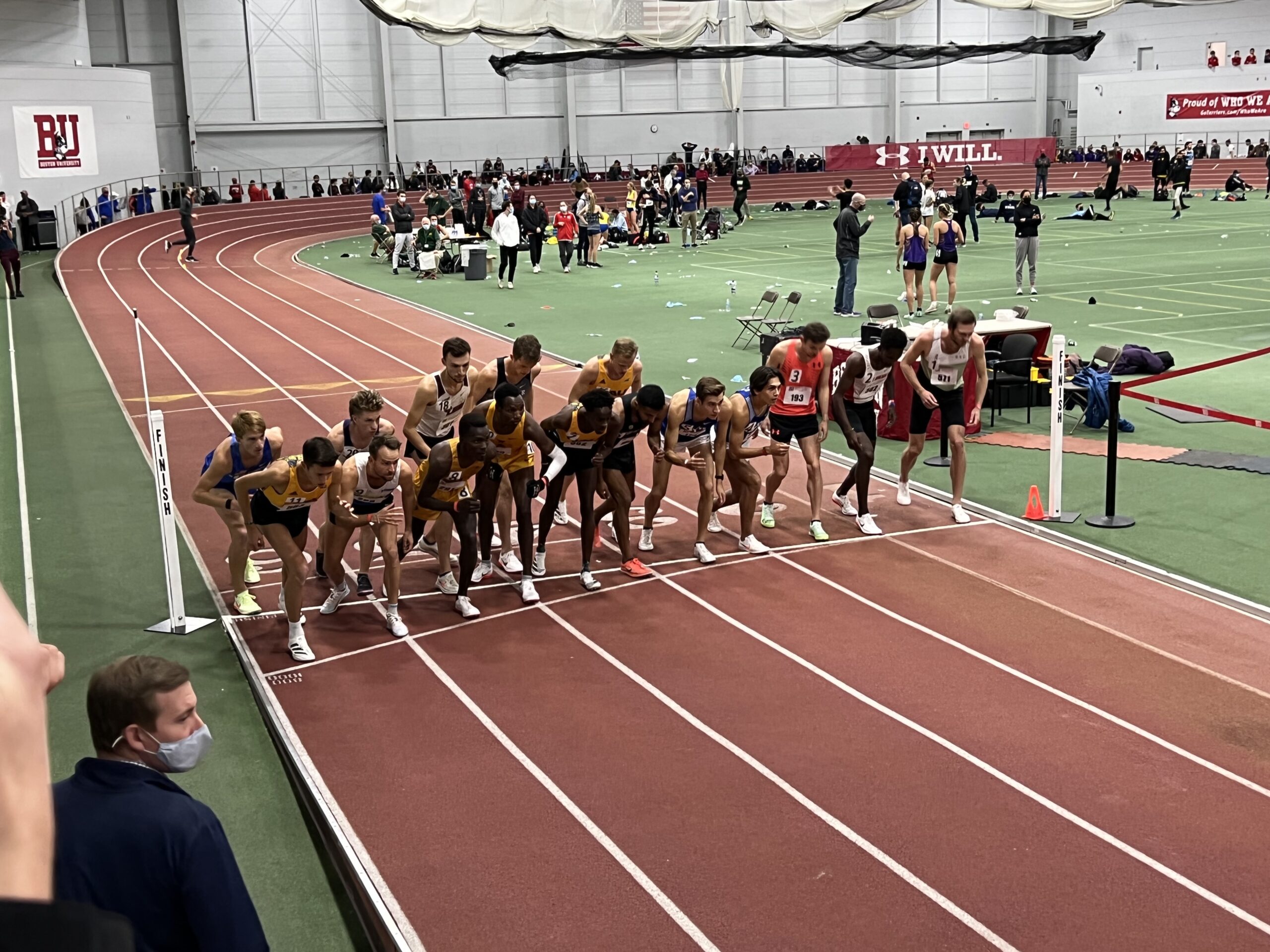 Olli Hoare (1309) Rips Australian Indoor 5,000m Record to Lead Fast