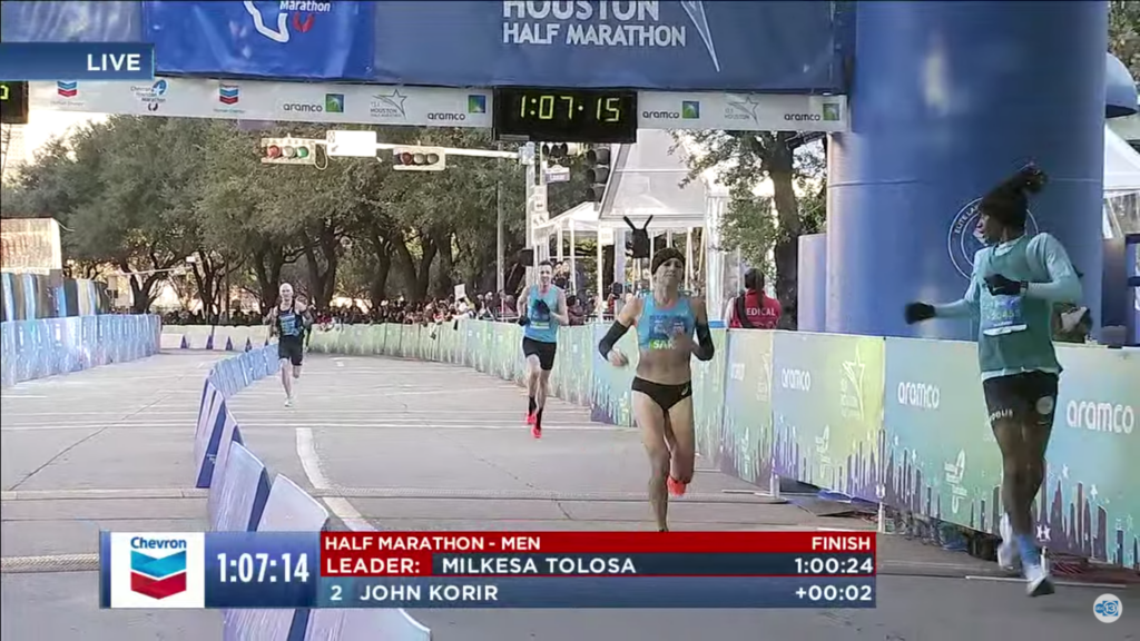 Sara Hall 67:15 American Record Half Marathon