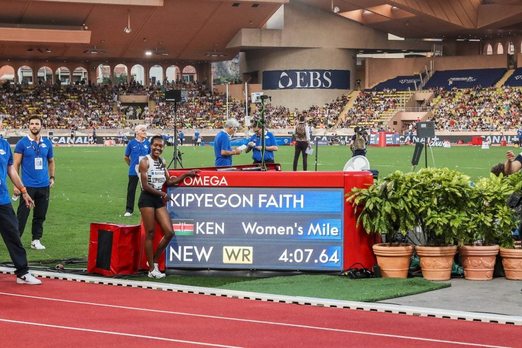 Faith Kipyegon sets world record in mile 4:07.64 (Kevin Morris photo)