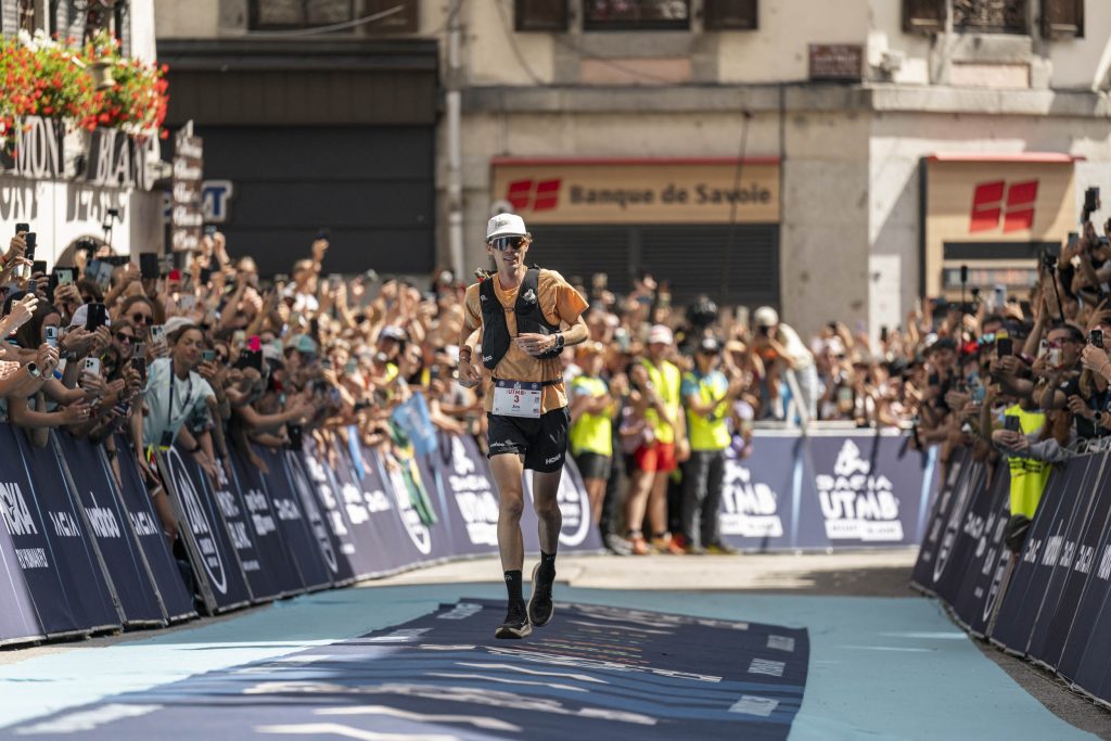 Jim Walmsley remporte l'UTMB