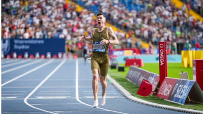 Jakob Ingebrigtsen 7:17.55 World Record 3000m